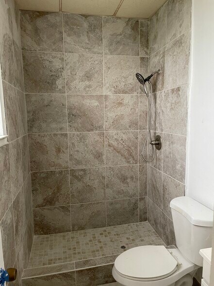 Building Photo - 1628 McKinley St