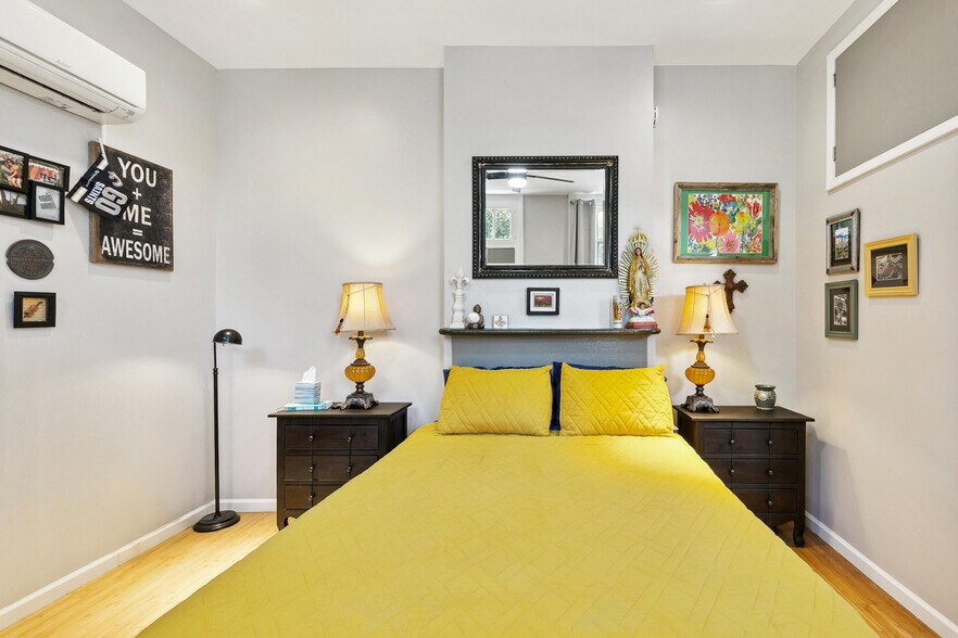 Building Photo - 922 Elysian Fields Ave