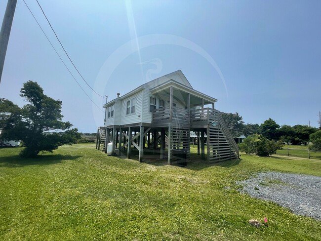 Building Photo - 57091 Kohler Dr
