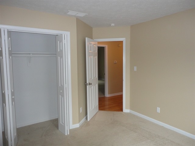 Building Photo - 6407 Barberry Dr