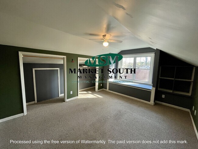 Building Photo - 56 E 219