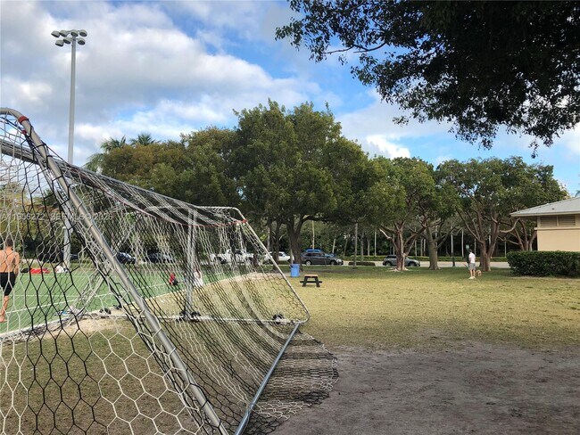 Building Photo - 255 Sunrise Dr