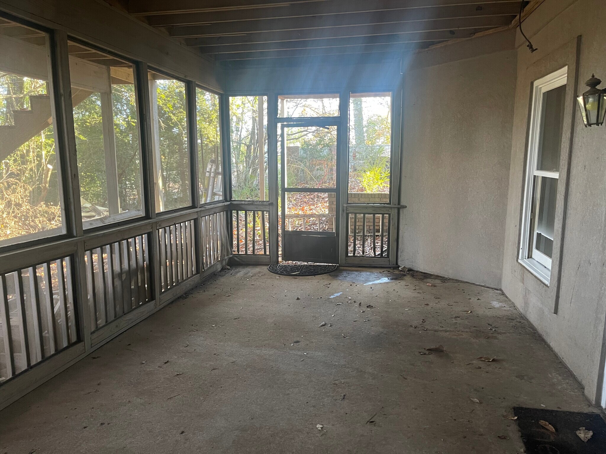 Screened in porch - 181 Redwood Ln