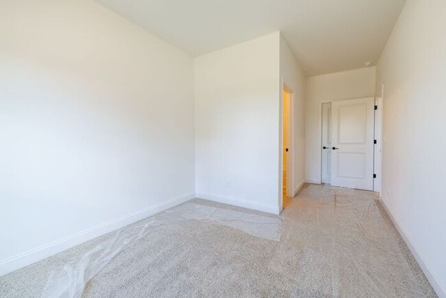 Building Photo - New Construction in Hardin Valley + Washer & Dryer Included