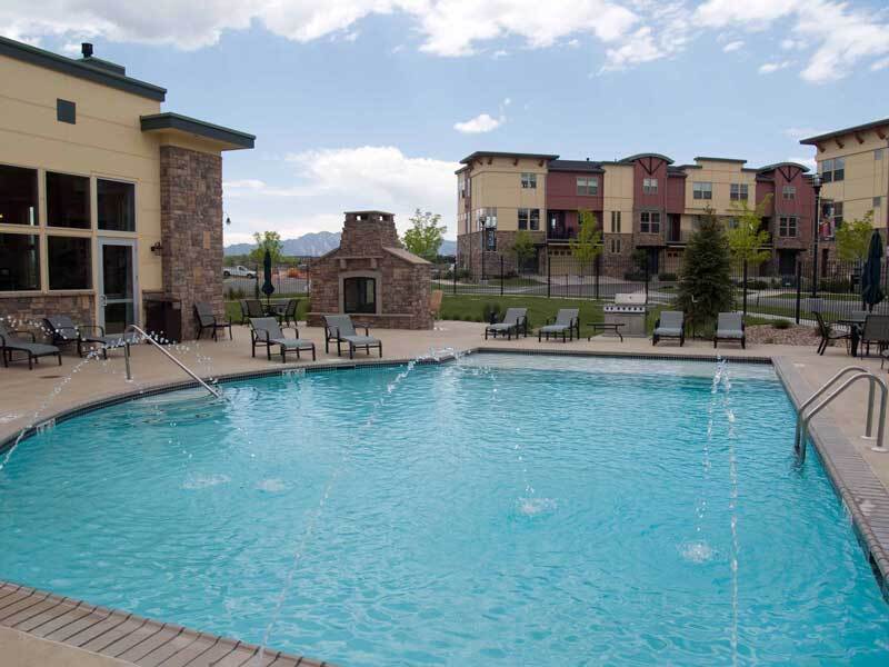 Pool - 13456 Via Varra