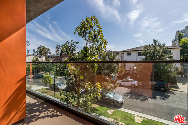 Building Photo - 1618 Hilts Ave