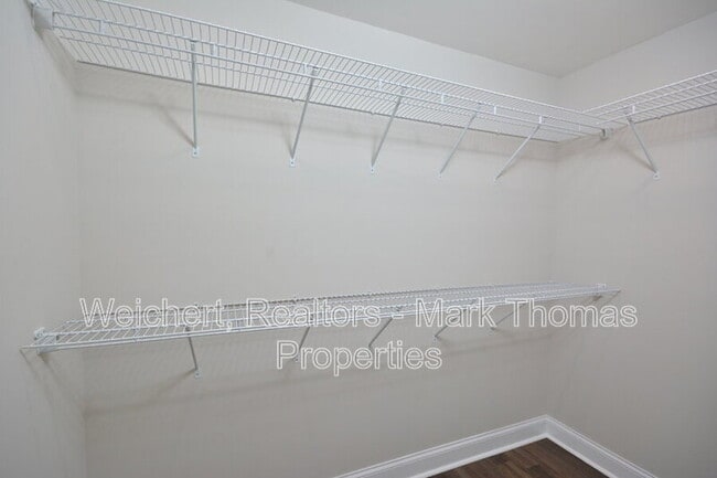Building Photo - 1705 Mason Rd