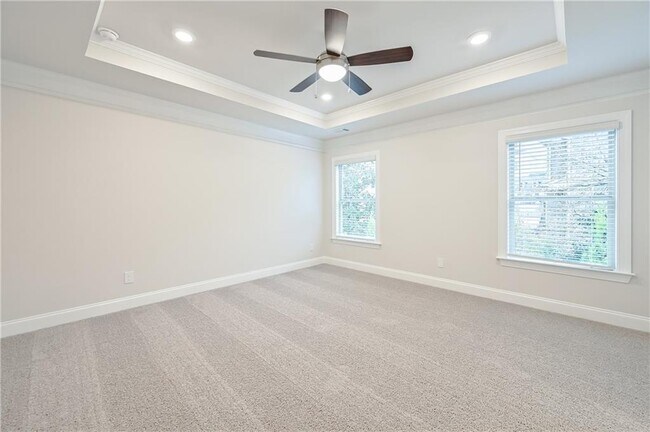 Building Photo - 1356 Live Oak Ln