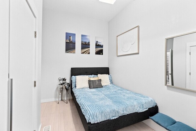 Building Photo - 108-110-110 Trenton St