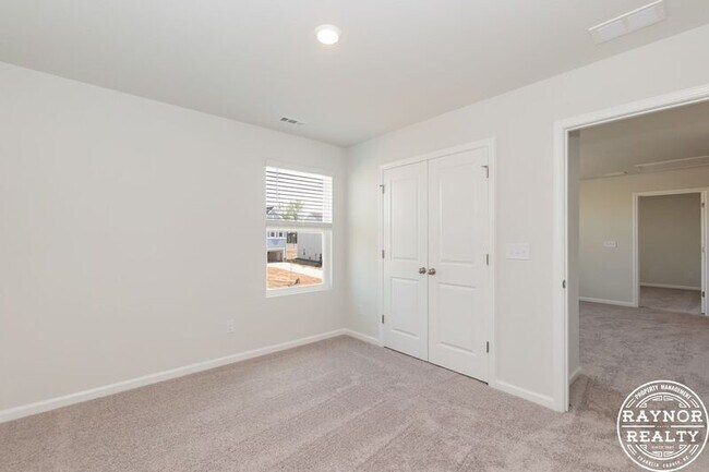 Building Photo - 44 Plantation Dr