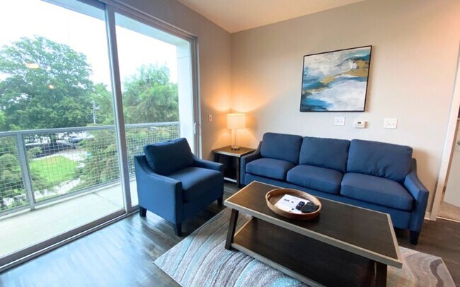 Primary Photo - 1450 La France Street Northeast