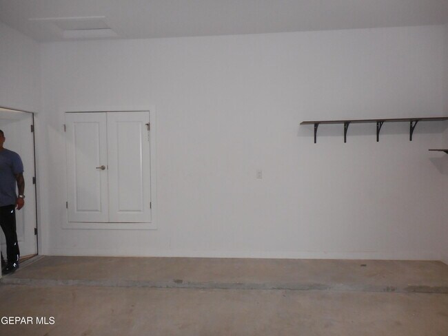 Building Photo - 7405 Norte Portugal Ln