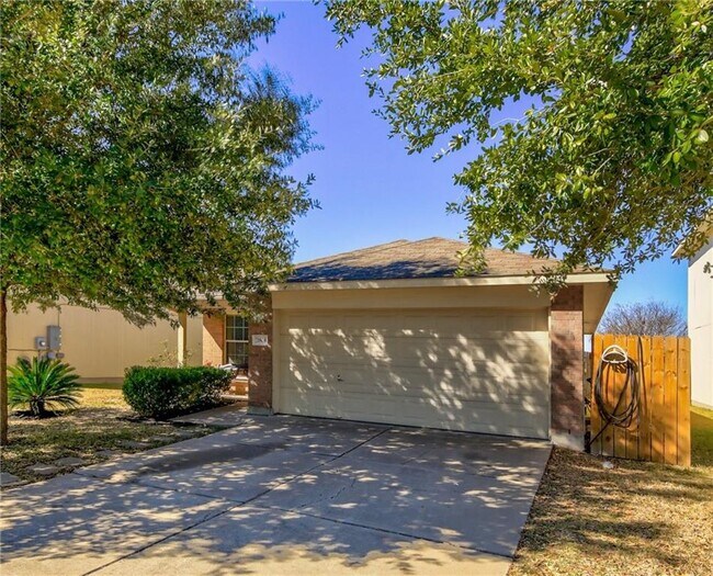 Building Photo - 12808 Chime Dr