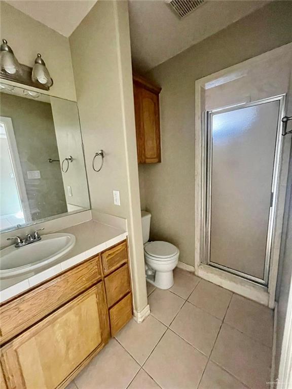 Building Photo - 15 S Dahlia St