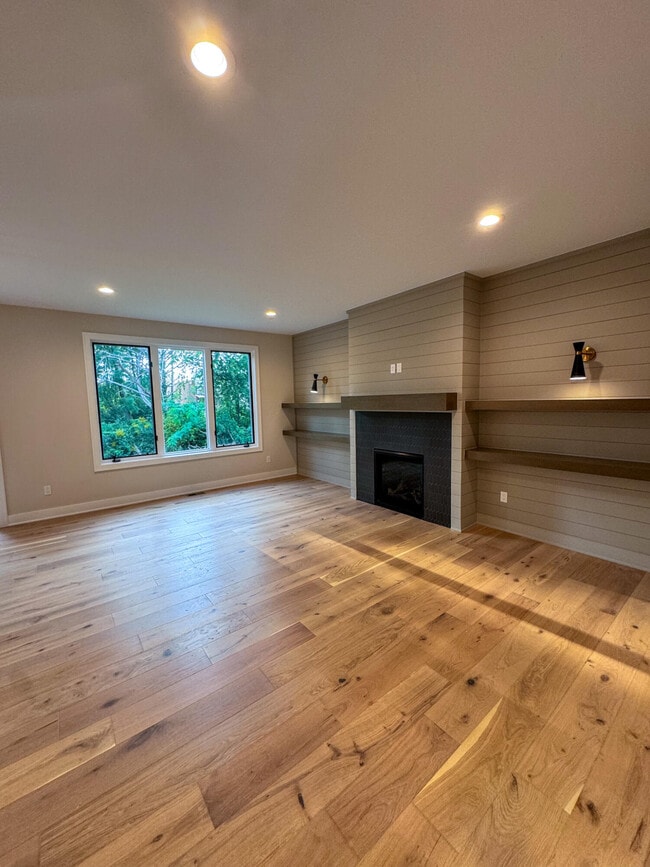 Building Photo - 54759 Camden Ct