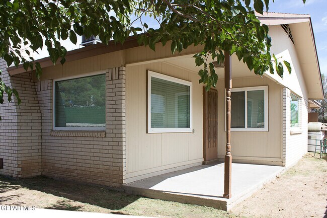 Building Photo - 11113 Terrell Ave