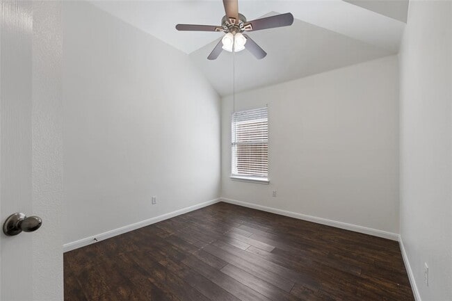 Building Photo - 3704 Pine Needle Cir