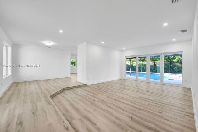 Building Photo - Southwest 103rd Street, Miami, FL 33176 - ...