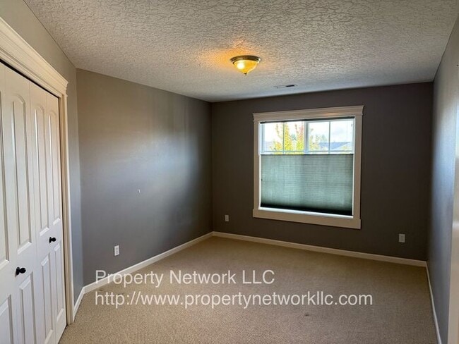 Building Photo - Spectacular 4 Bedroom Home in Gresham