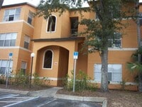 Building Photo - V1113