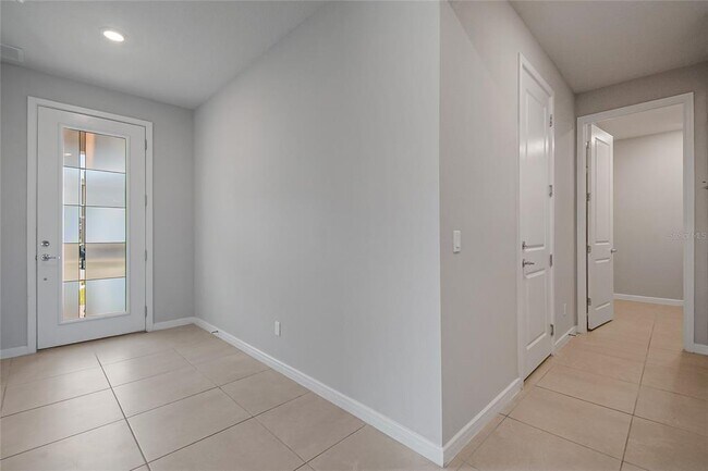 Building Photo - 5685 Arborvista Dr