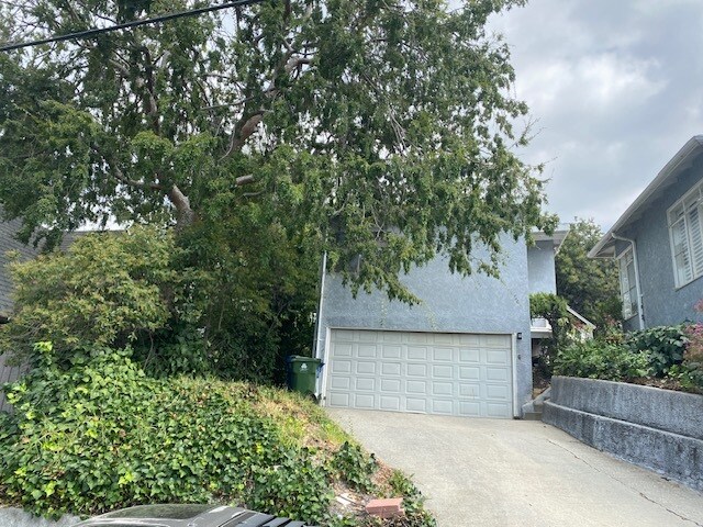 Building Photo - 4806 Nob Hill Dr