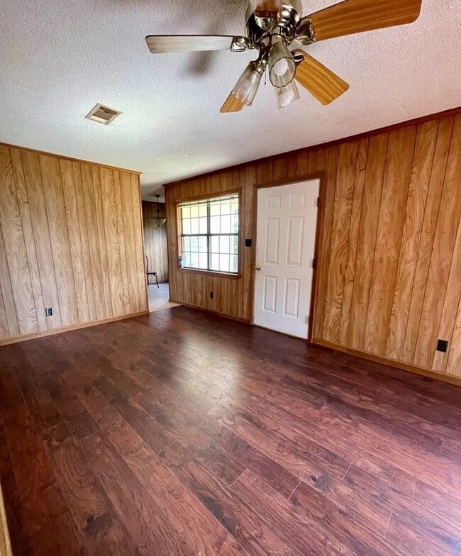 Building Photo - 1738 Old Oxford Rd