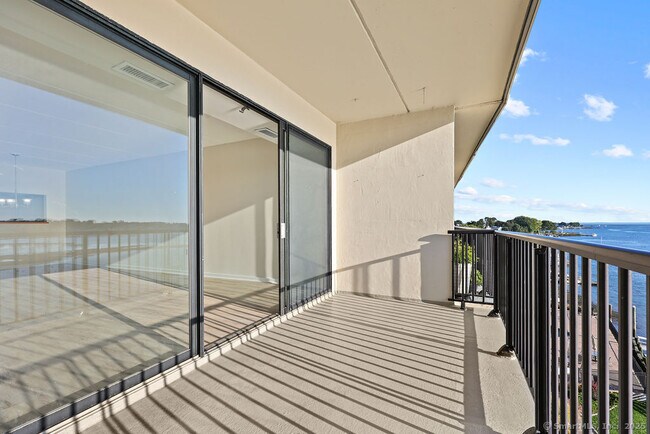 Building Photo - 100 Seaview Ave