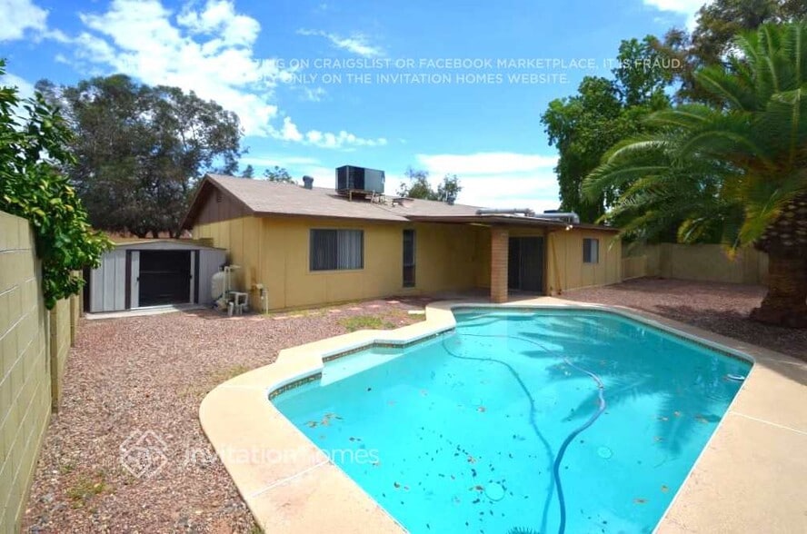 Building Photo - 5537 W Michigan Ave