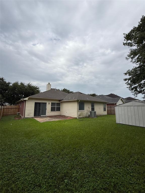 Building Photo - 2019 Bluffton Ln