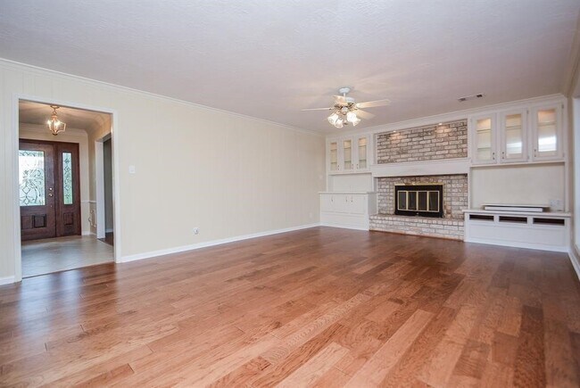 Building Photo - 6702 Moccasin Bend Dr