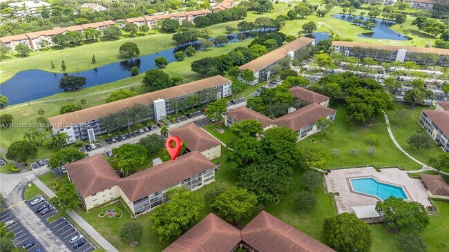 Building Photo - 100 SW 132nd Way