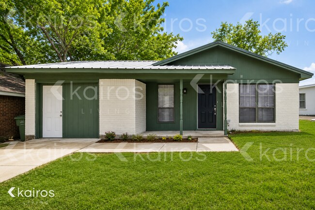 Building Photo - 923 Kimbrough St