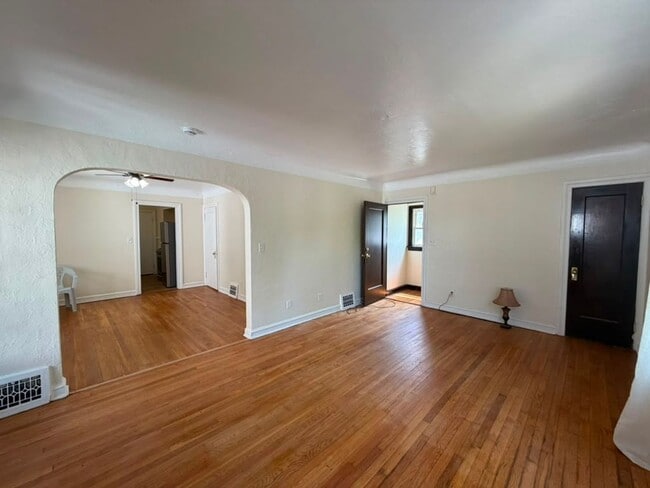 Building Photo - 3697 Hildana Rd