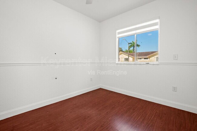 Building Photo - 7422 NW 182nd St