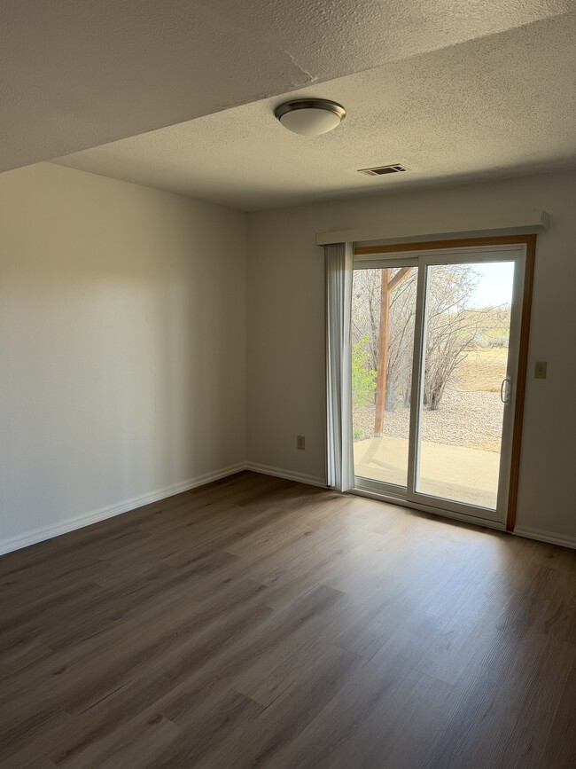 Building Photo - 2613 Cherly St