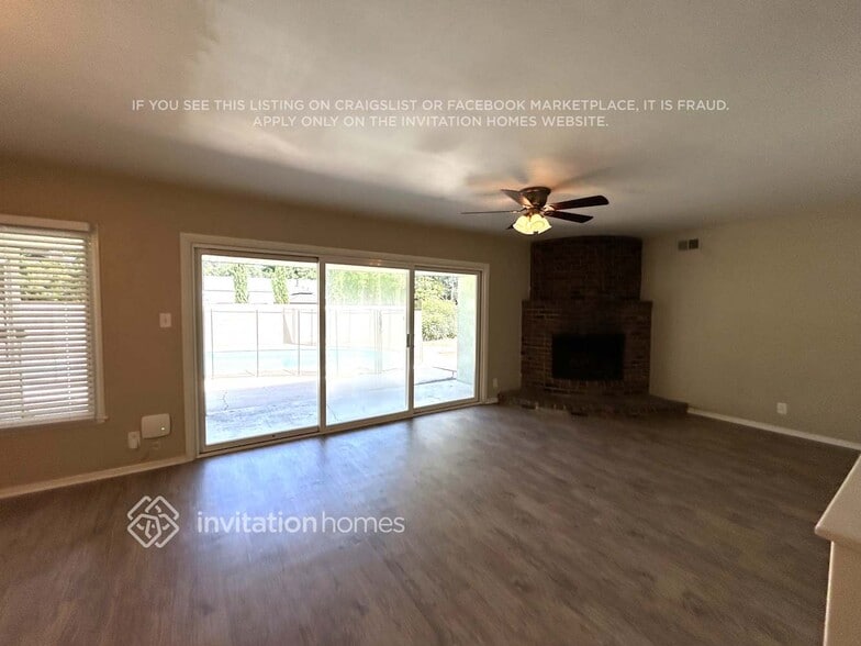Building Photo - 8852 Casaba Ave