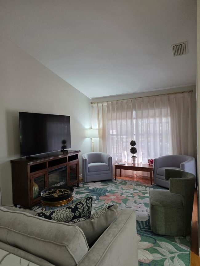 Building Photo - 1769 Manasota Beach Rd