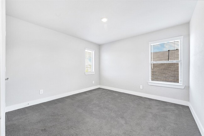 Building Photo - 10329 S Goshawk Trl