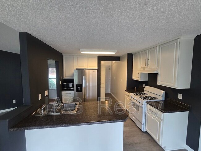 Building Photo - 1142 Stallings Rd