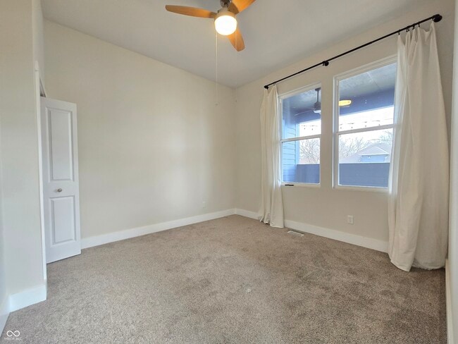 Building Photo - 1226 Cottage Ave