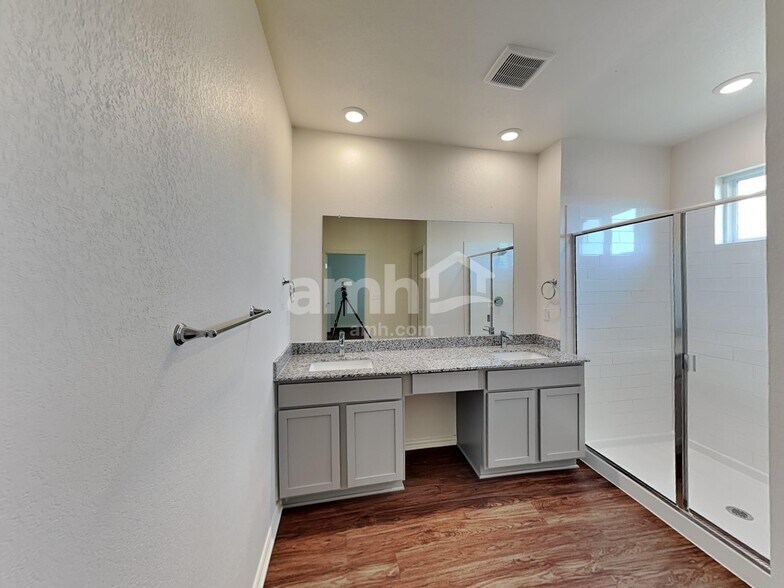 Building Photo - 336 Aspen Waters