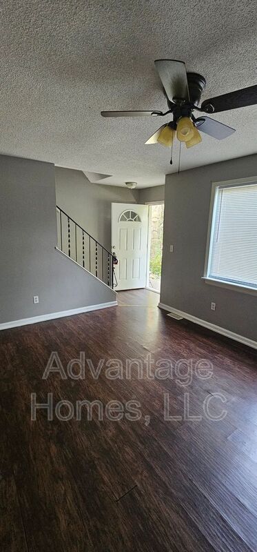 Building Photo - 721 N 70th Terrace