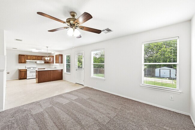 Building Photo - 220 Peppergrass Cove