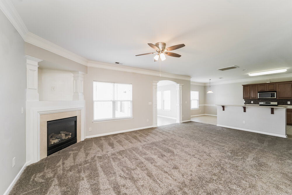 Building Photo - 620 Wrayhill Dr
