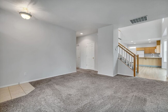 Building Photo - Spacious 3 Bedroom Home in Olympia