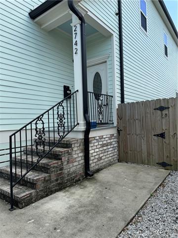 Building Photo - 2742 Conti St