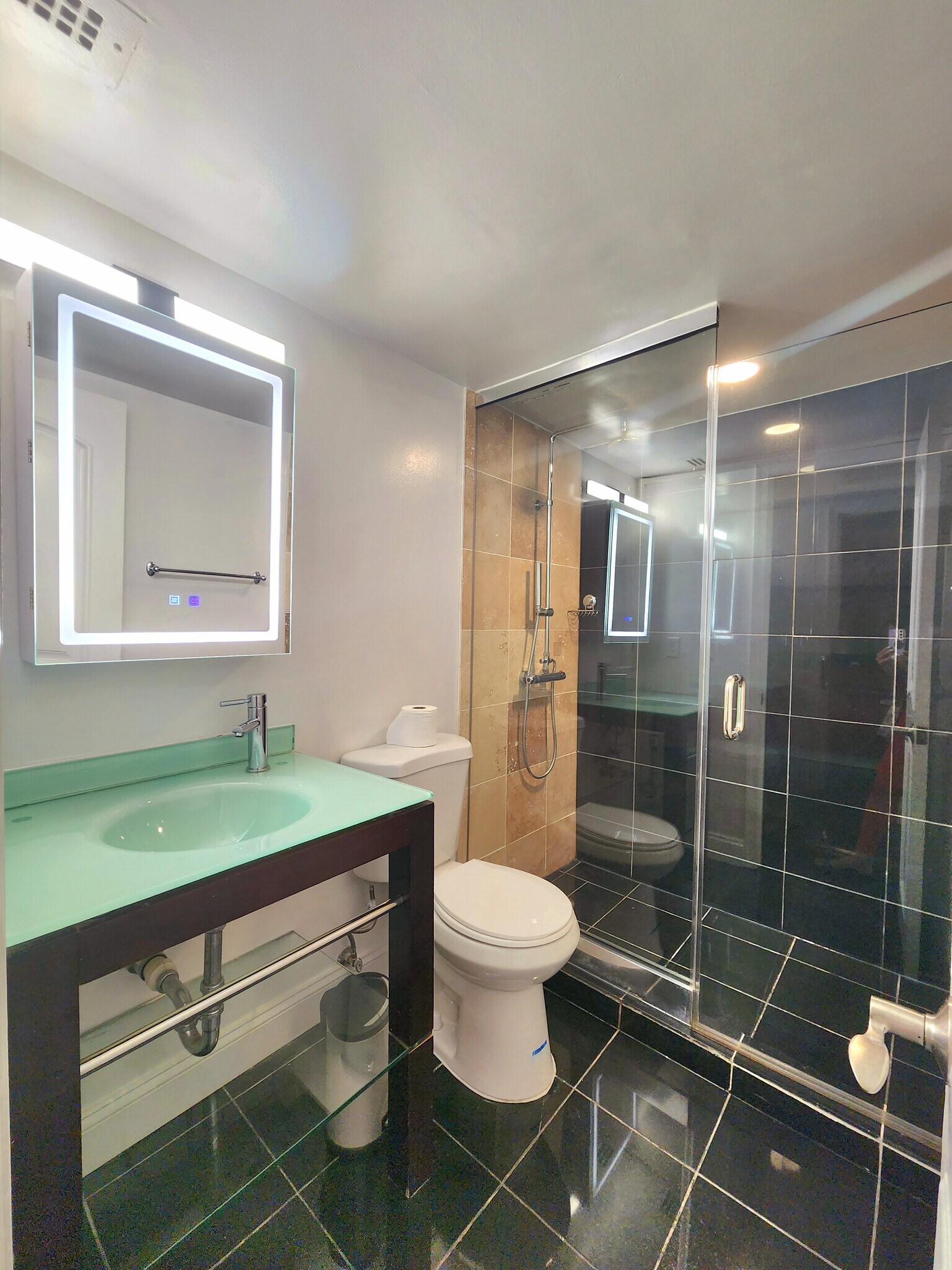 Building Photo - 4242 East West Hwy