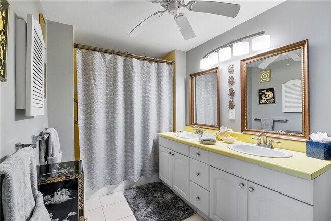 Building Photo - 58 N Collier Blvd