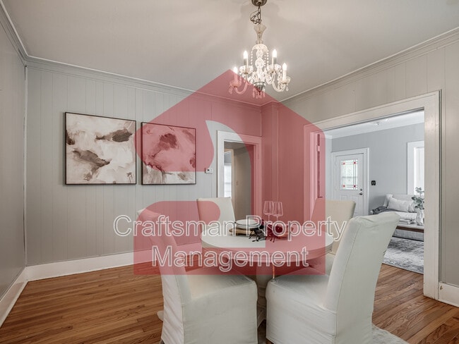 Building Photo - 1501 Gladstone Terrace